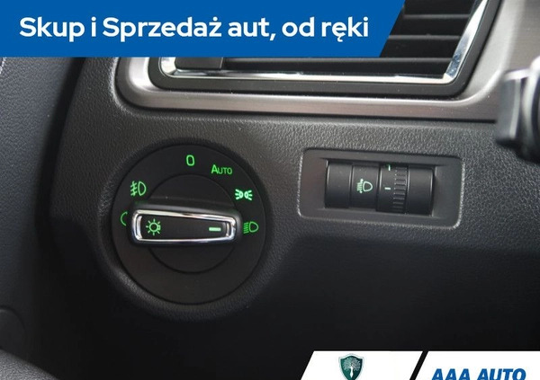 Skoda RAPID cena 36000 przebieg: 133001, rok produkcji 2016 z Ińsko małe 326